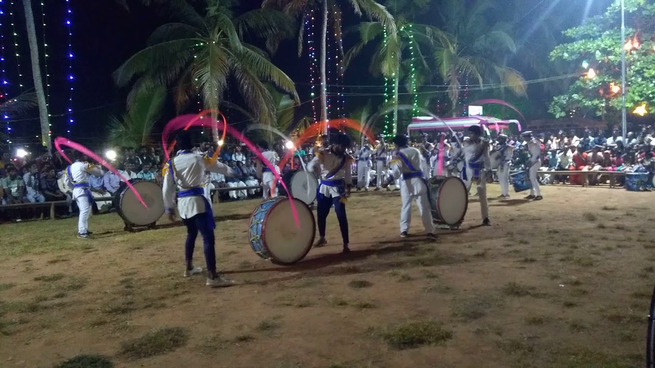 Youngstars band troup vattappara  4 prgrm booking contact Roy 9605102632