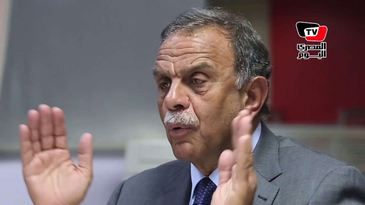 وكيل وزارة البترول الأسبق يكشف عن محطات جديدة  للغاز المسال