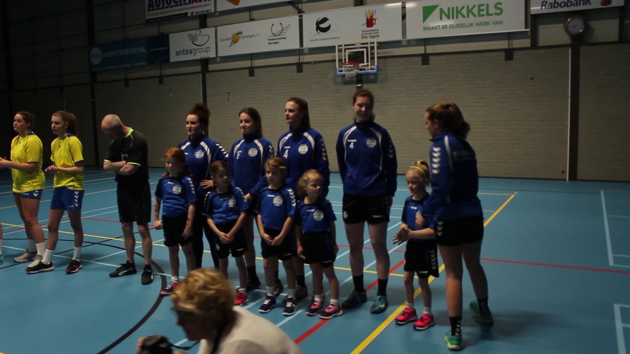 FULL SUPPORT VOOR SV SCHALKHAAR HANDBAL DAMES 1