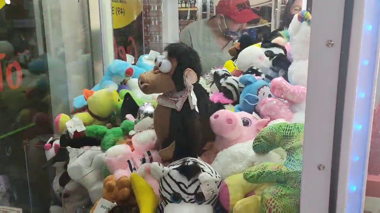 Limpando a máquina de bichinhos Br machines ,quem não tem pêndulo caça com balançinho kkkkk