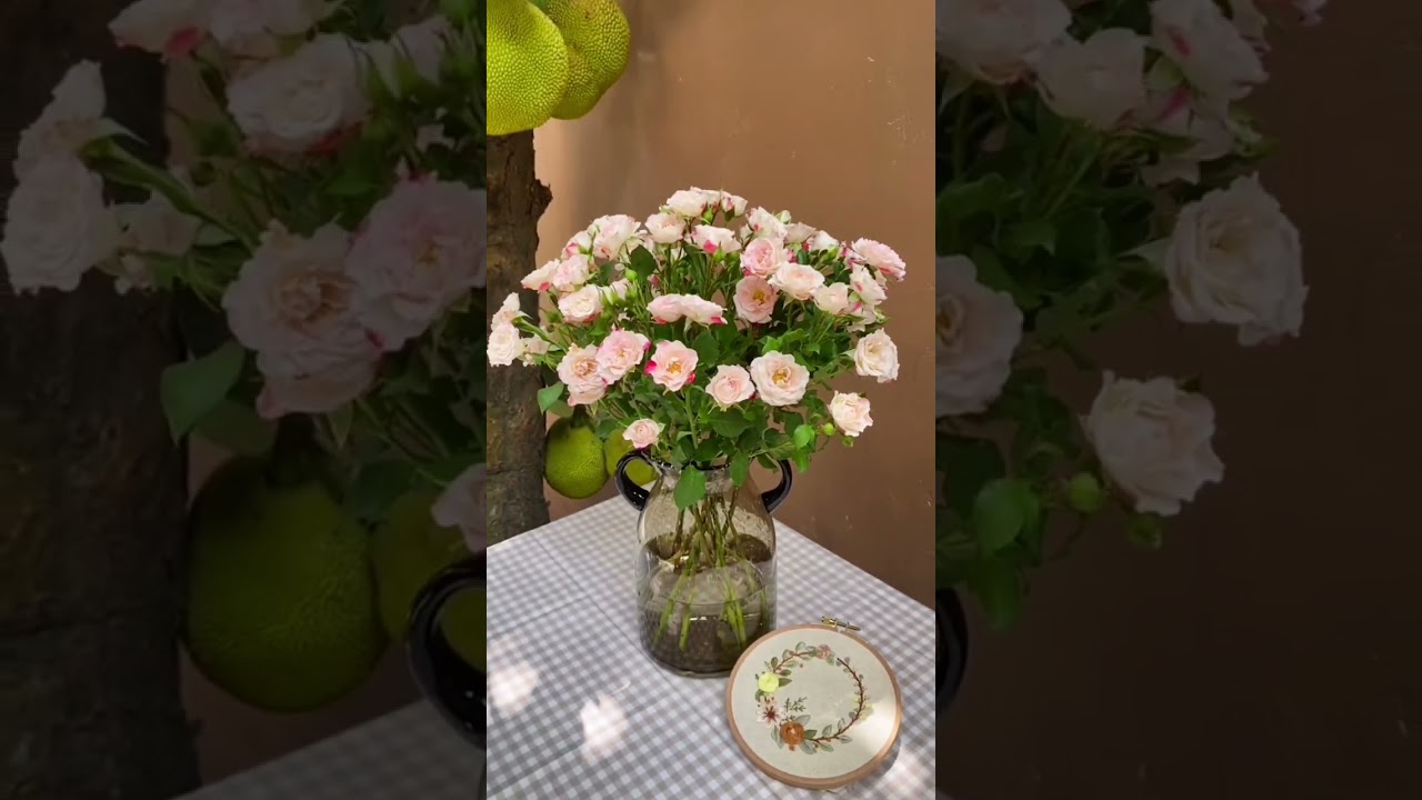Cắm hoa kh&oacute; m&agrave; dễ, 5 c&aacute;ch gi&uacute;p cắm hoa dễ d&agrave;ng với b&igrave;nh thuỷ tinh miệng rộng. Chị em thử xem nh&eacute; !