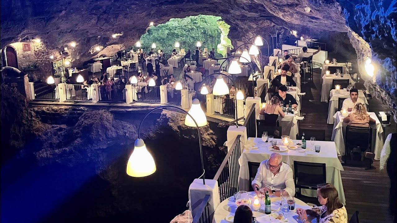 Grotta Palazzese - Polignano a Mare (BA) - Il più bel ristorante del mondo? 🤔