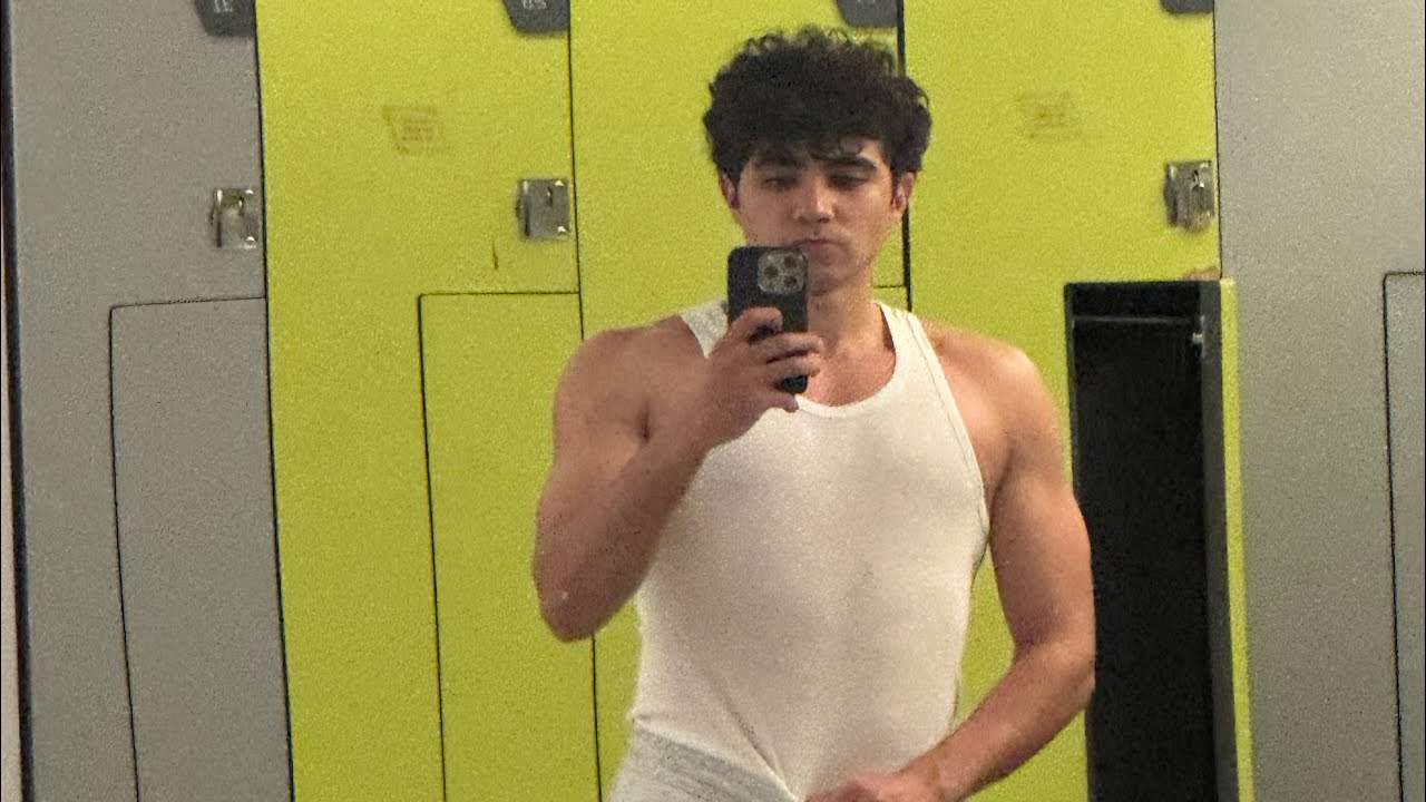 WINTER BULK - DAY 8 - CHEST AND SHOULDERS 