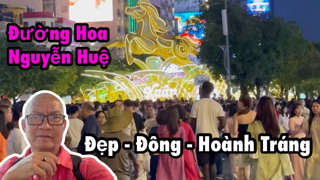 Hình ảnh Đường Hoa Nguyễn Huệ đêm mùng 1 Tết.  Khó tìm ra khuyết điểm.