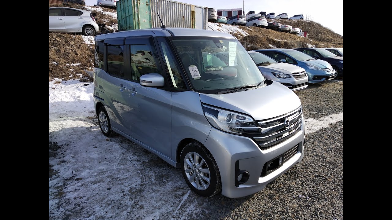 Nissan DAYZ ROOX  2015 год,технические характеристики, комплектации