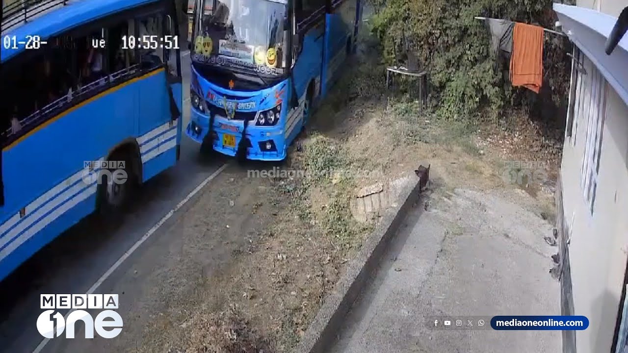 ടോറസിനെ മറികടക്കുന്നതിനിടെ സ്വകാര്യ ബസ് മറ്റൊരു ബസുമായി കൂട്ടിയിടിച്ചു...