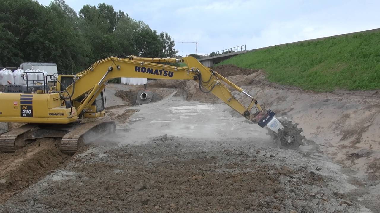 Soil Stabilization with a excavator