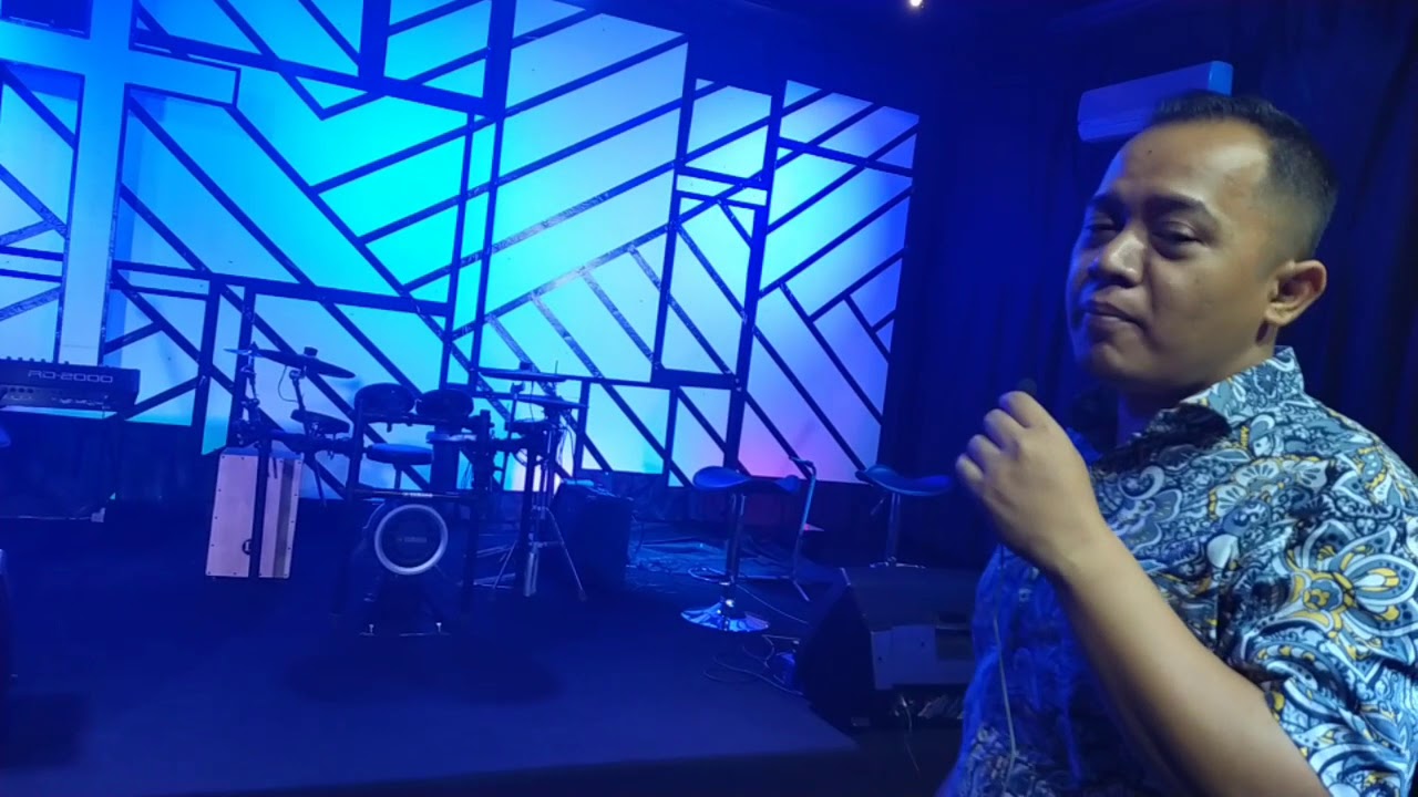 Cara membuat desain background stage Gereja low cost #tutotialdekorasi #stage #desain