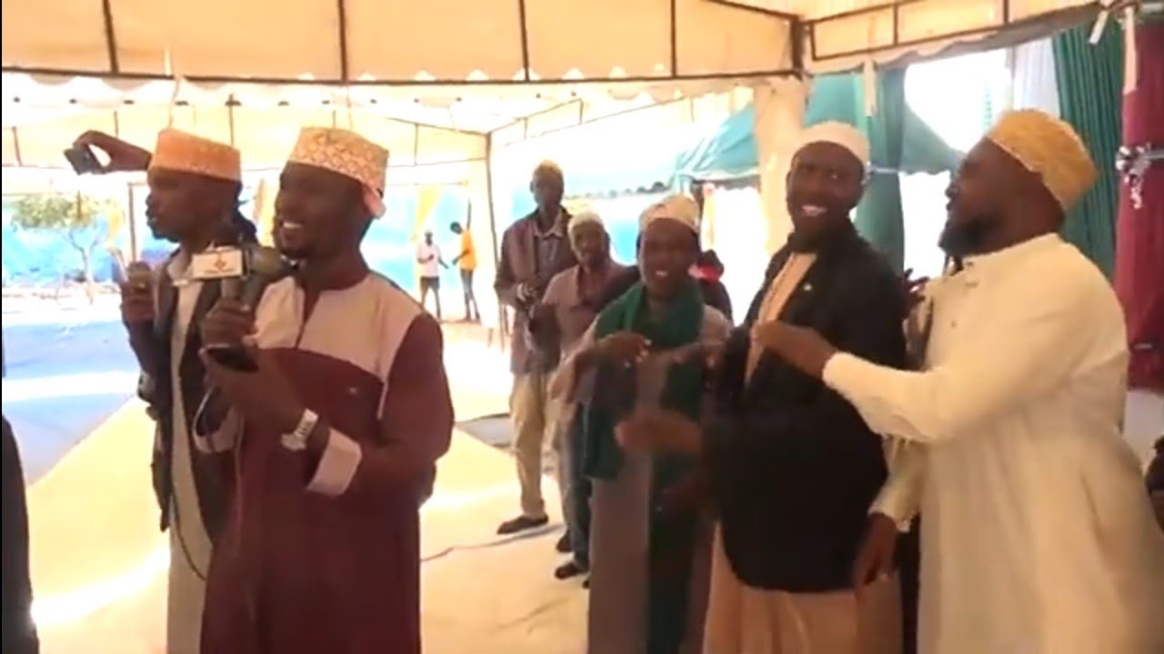 SWALATULA ALAN NABII MADRASAT USSISAL GHALAQAA  KTK UFUNGUZI WA HADHARA KWA USTADH ABDULAZIZ