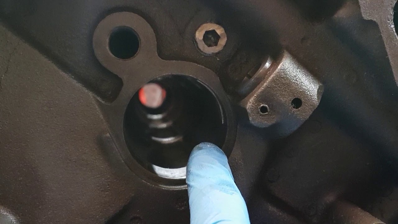 HOLDEN V8 OIL BLOCK MOD PT4 (complete run down)