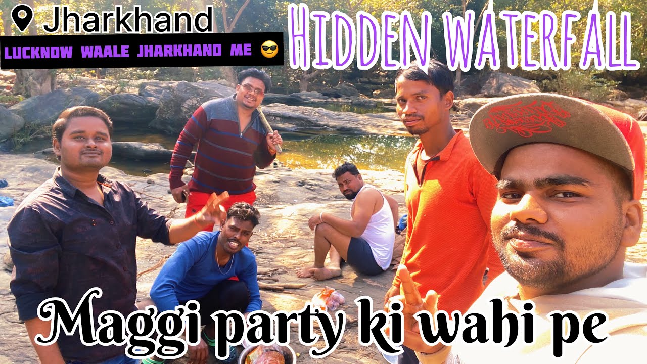 Hidden beautiful 😍 waterfall (Jharkhand) Lucknow ke log jharkhand me 😲