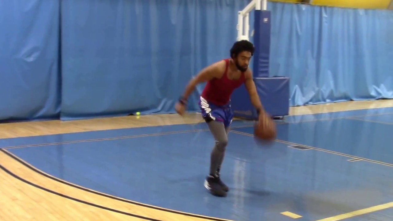 Split Step hesitation dribble