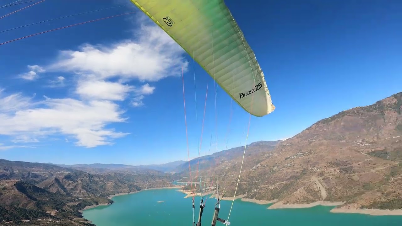 Paragliding at tehri #paragliding #adventureexploring #adventuretravel 