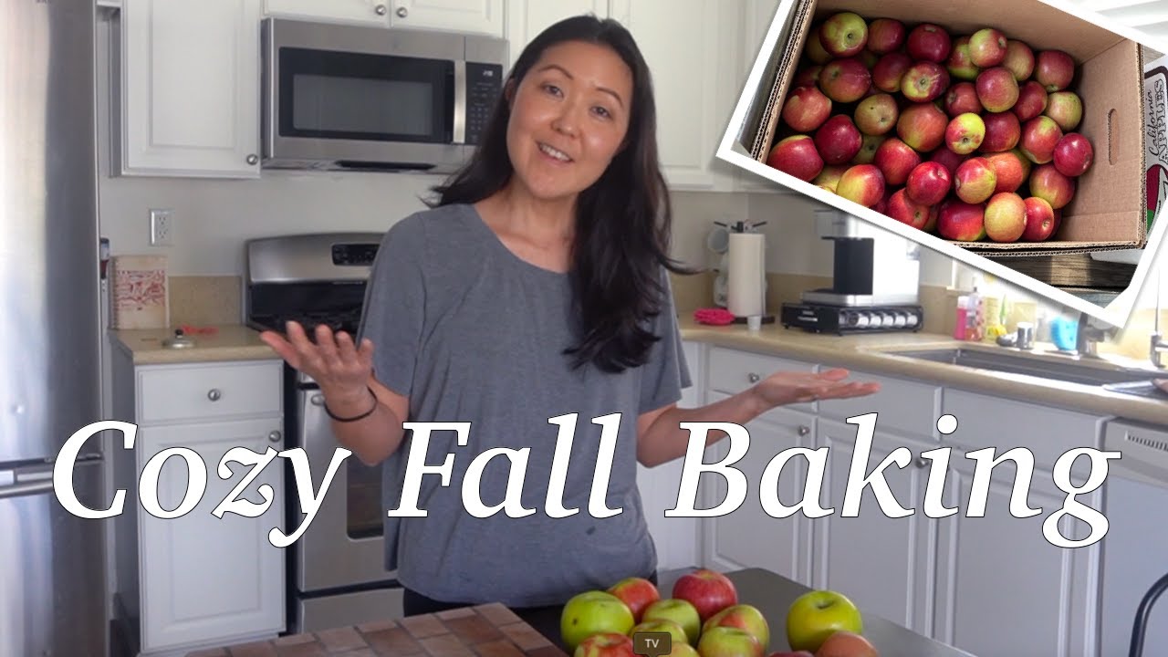 Уютная осенняя выпечка + обновление жизни // Простой рецепт яблочных чипсов 🍎