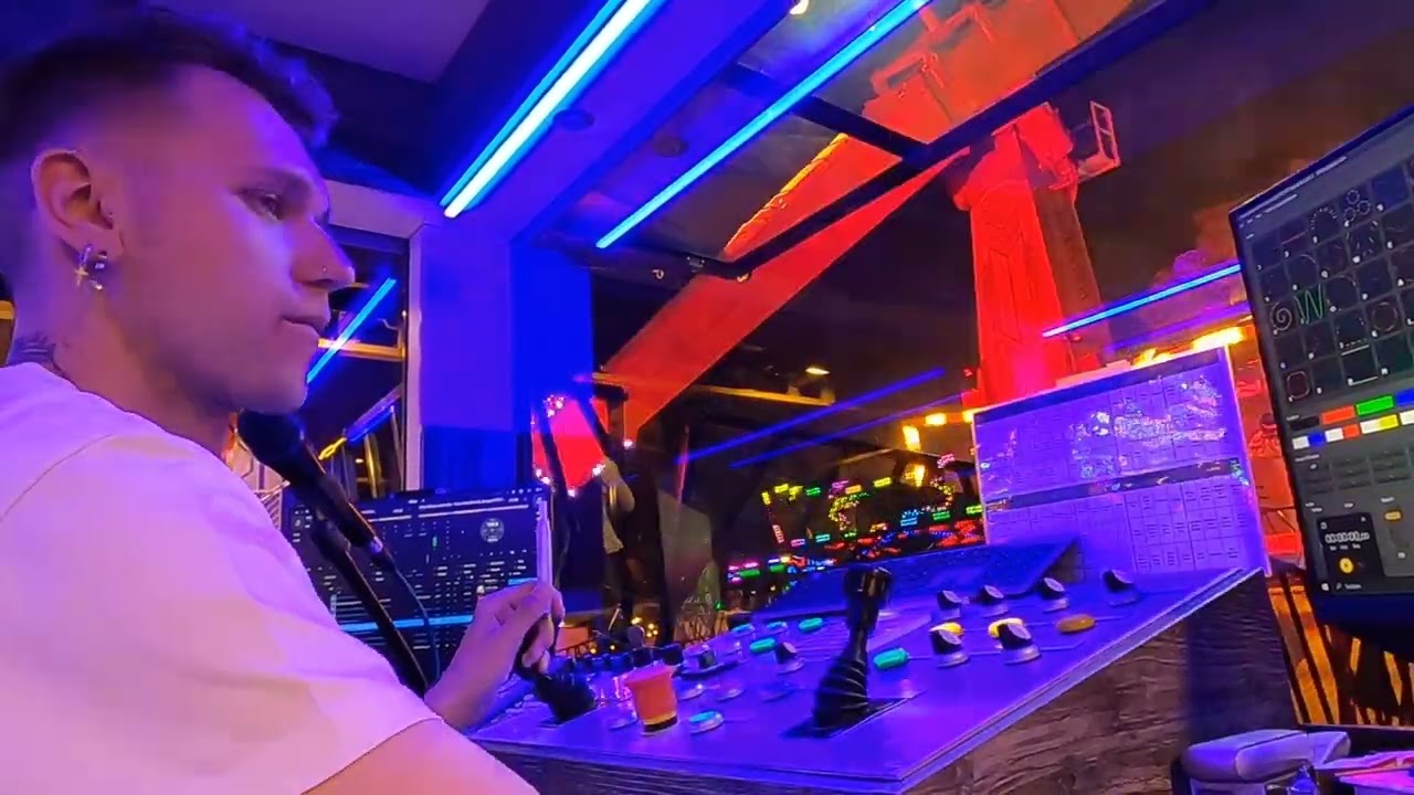 AIRWOLF - SKY CONTROL: Thrilling Operator POV at Frontleichnamskirmes Oberhausen 2023! 🇩🇪