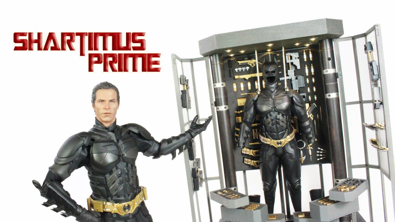 Hot Toys Batman Armory The Dark Knight Movie Masterpiece 1:6 Scale Action Figure Review