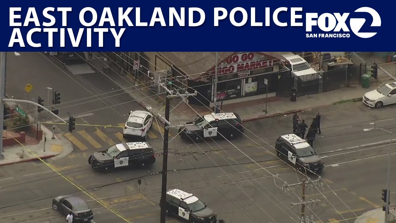 LIVE🔴 Oakland police swarm neighborhood outside liquor store