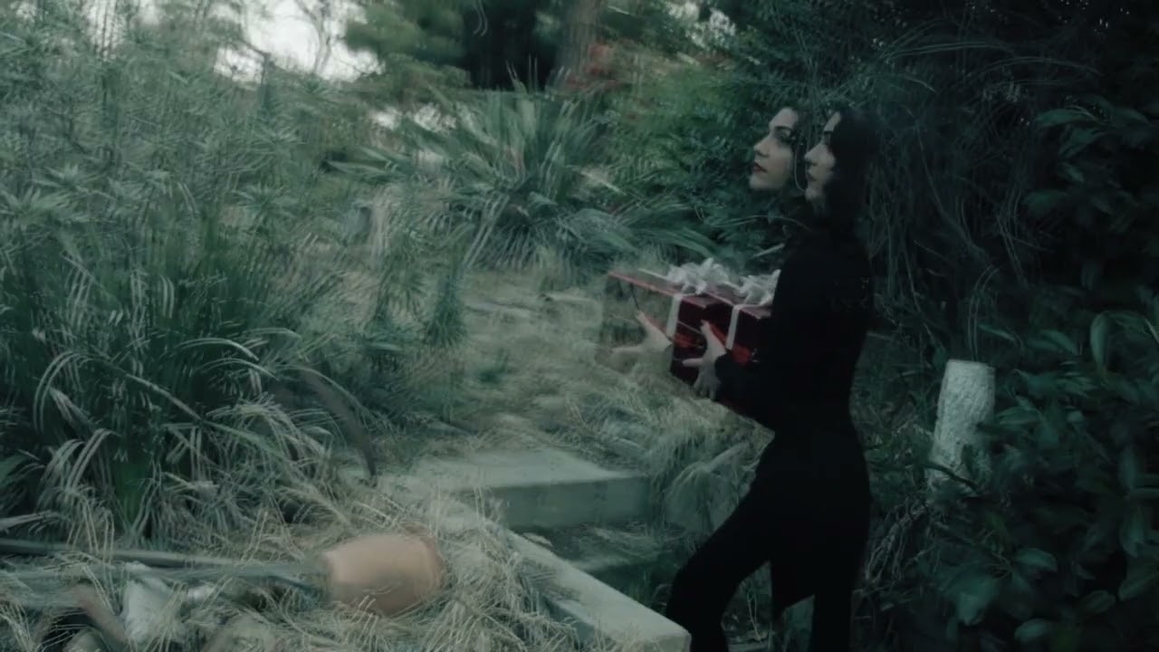 Pale Blue - Dive