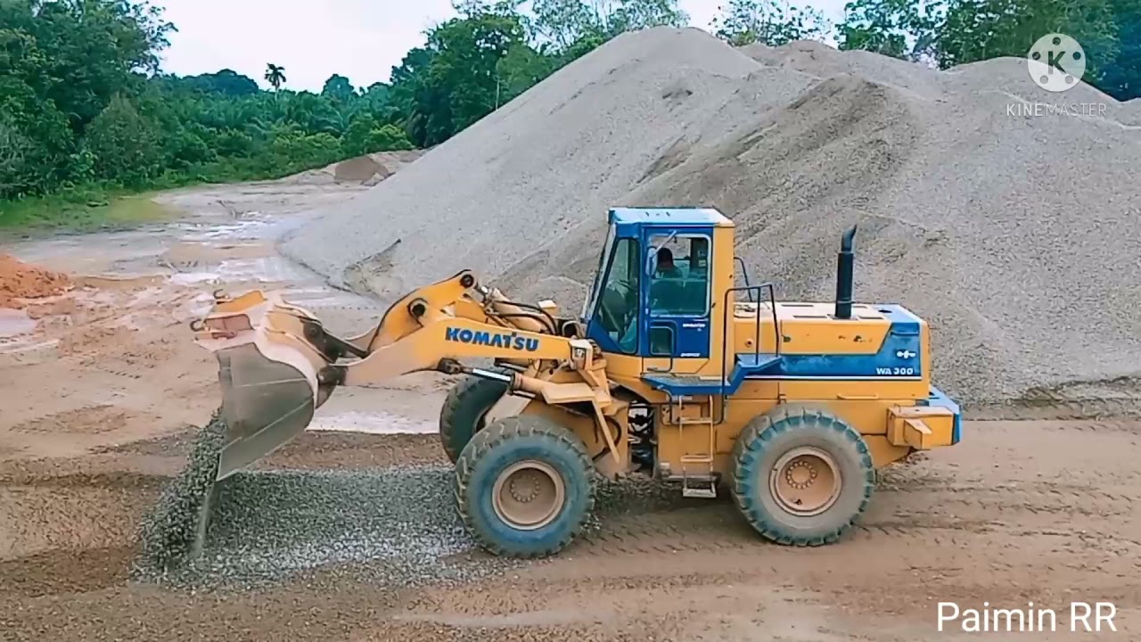 Wheel Loader WA 300 Komatsu lagi blending base