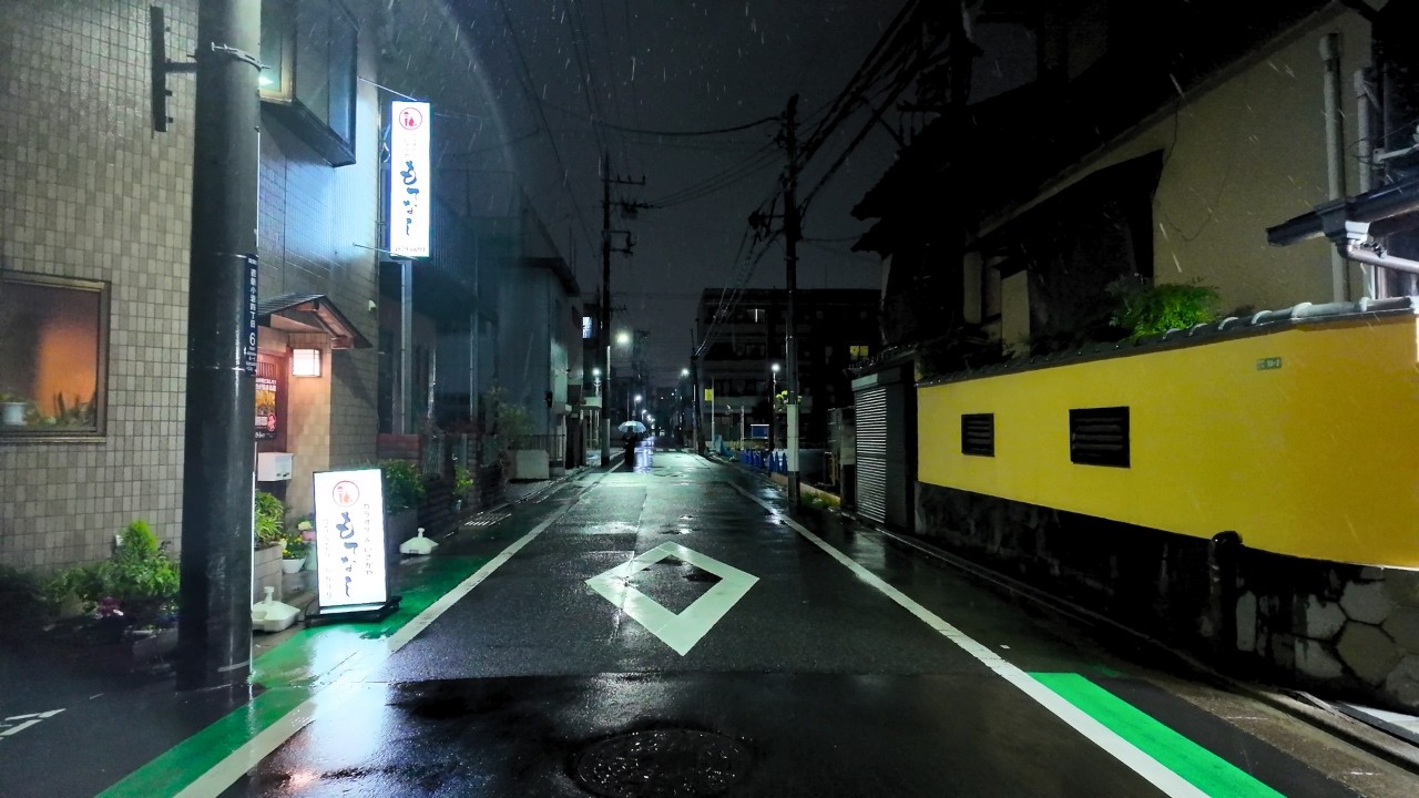 Shinkoiwa — Rainy Backstreets at Night (Tokyo Walk 4K)