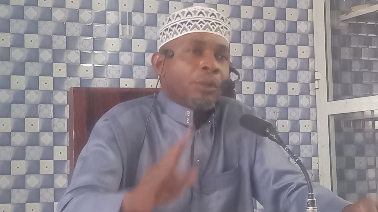 SHEIKH ABDALLAH HAJI MUHADHARA WA RAMADHANI MASJID TAKRIMA MAKONDEKO ZANZIBAR