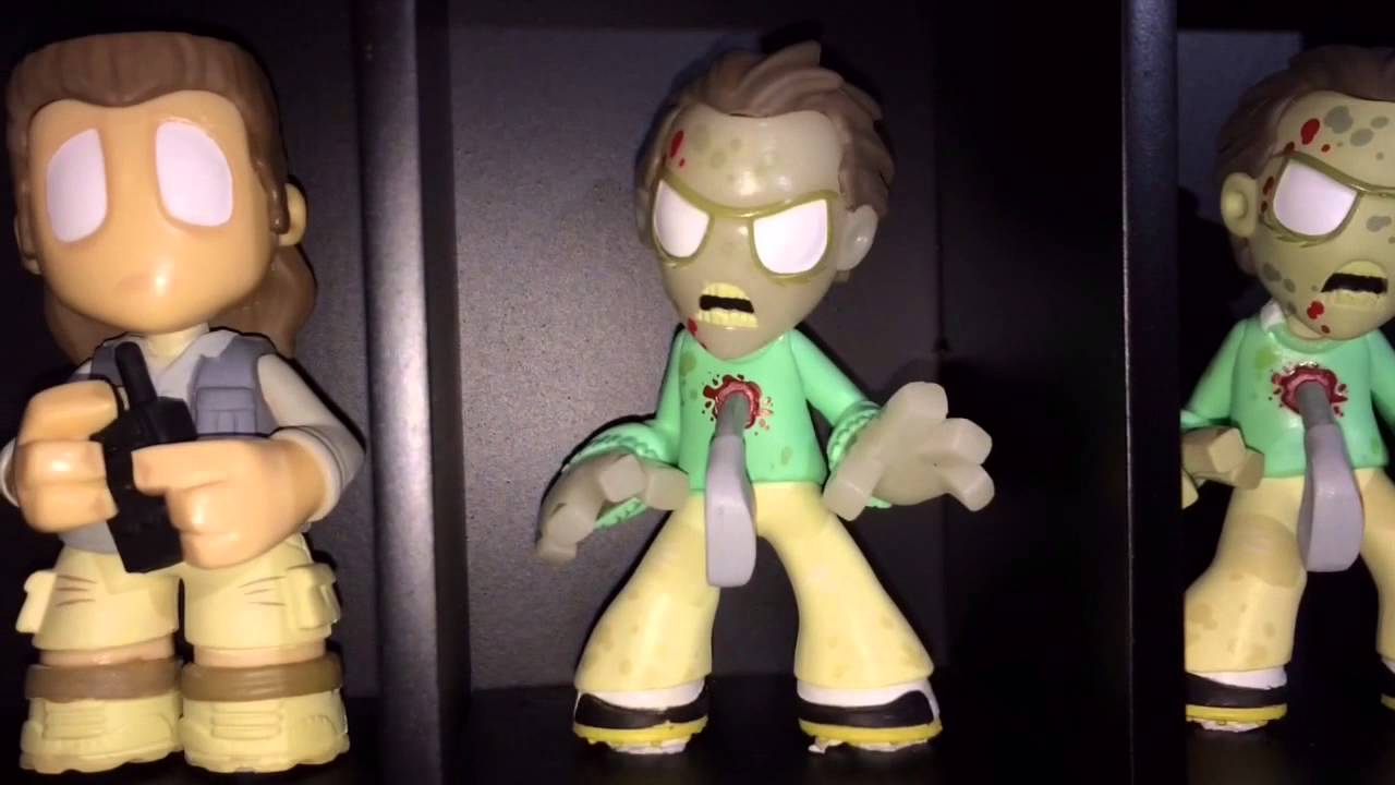 The Walking Dead Series 3 Mystery Mini Complete Set Review!