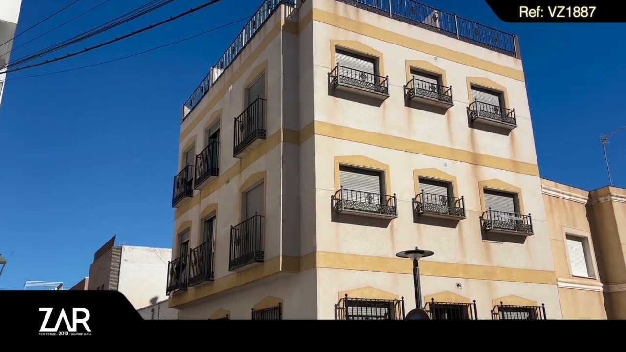 Piso en Venta en Garrucha con Licencia Turística y Vistas al Mar