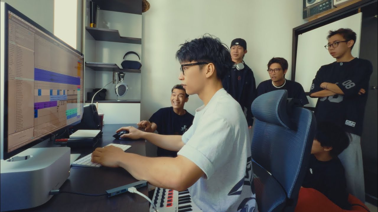 làm nhạc bài Tự Hào Việt Nam - SpaceX Dance Group