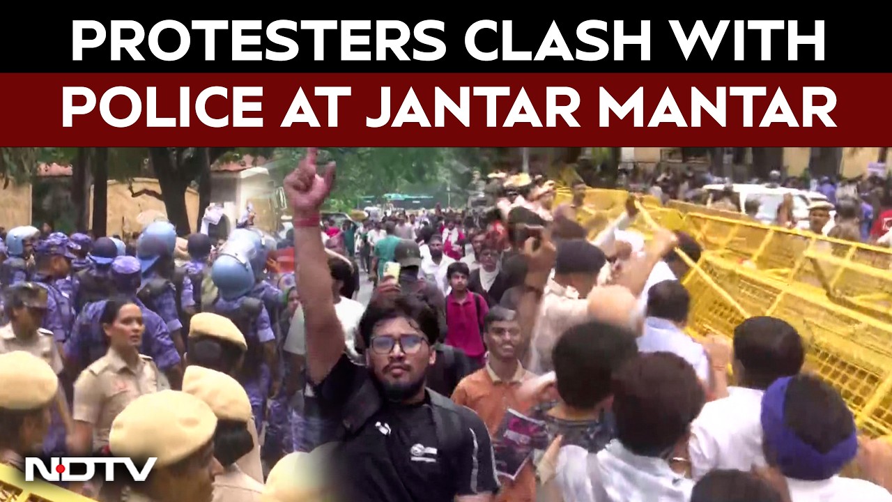 Jantar Mantar Protest | Lathicharge By Cops, Chaos Ahead Of CJP's March To Parliament
