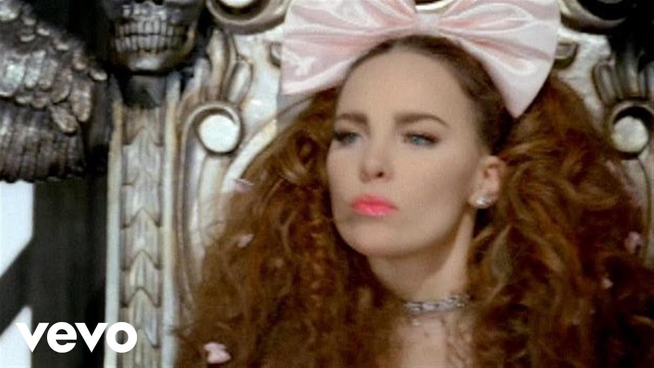 Belinda - Egoista (Director's Cut English) ft. Pitbull