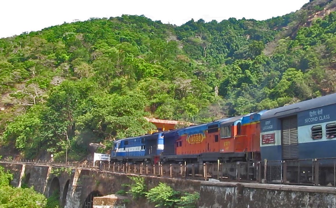 Amaravathi Express on the Dudhsagar Bridge - Indian Railways