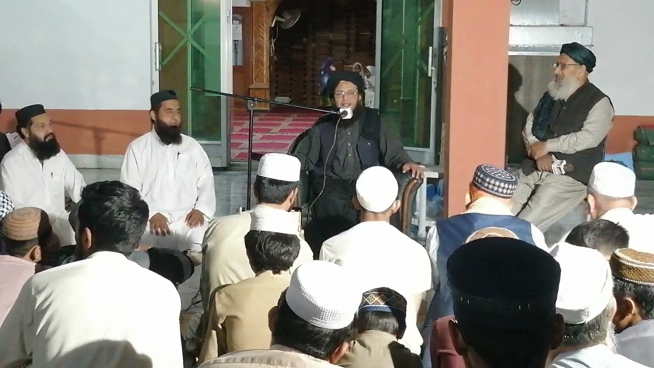 یوں تو سارے نبی محترم ہیں مگر  سرور انبیاء تیری کیا بات ہے   نعت