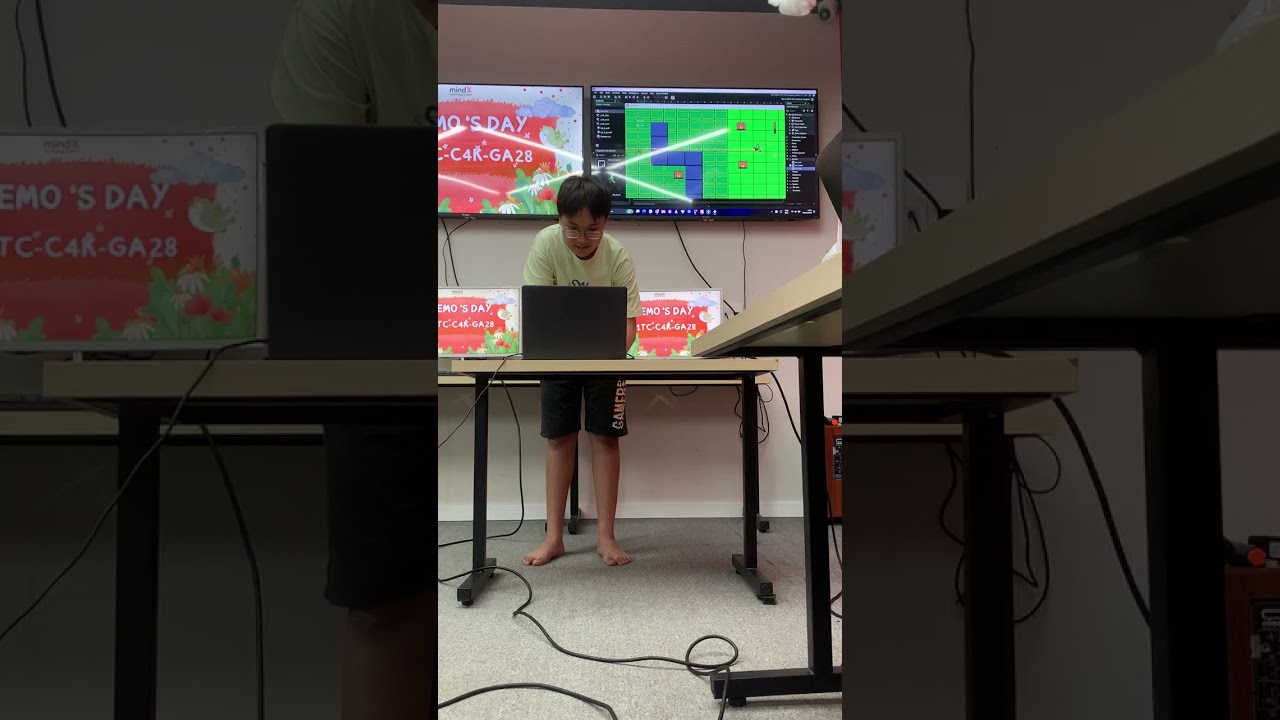 Thuyết trình cuối khoá của Khắc Tri GA28 (Game Creator Advanced) tại MindX Trường Chinh