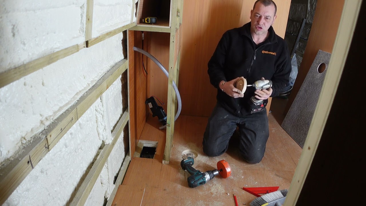 AL & FOXYS NARROWBOAT LUNAR FIT OUT 10 Gulper Pump and Fire Place