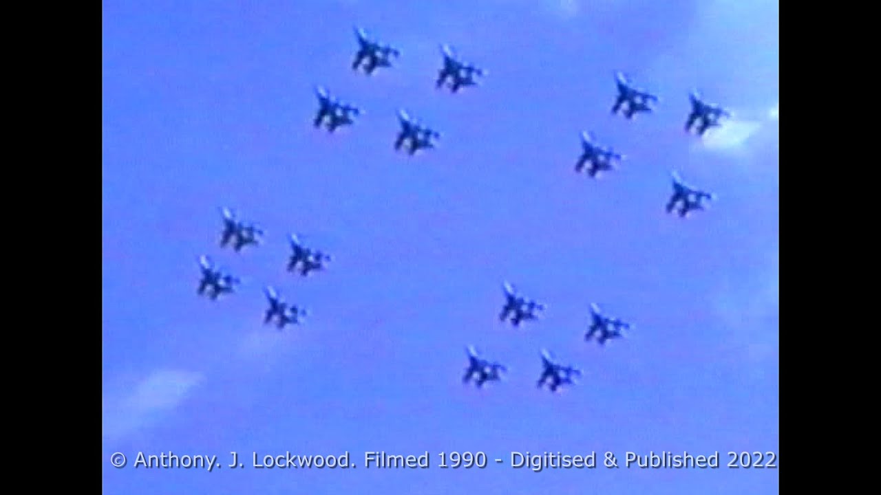 Abingdon Battle of Britain Flypast 1990