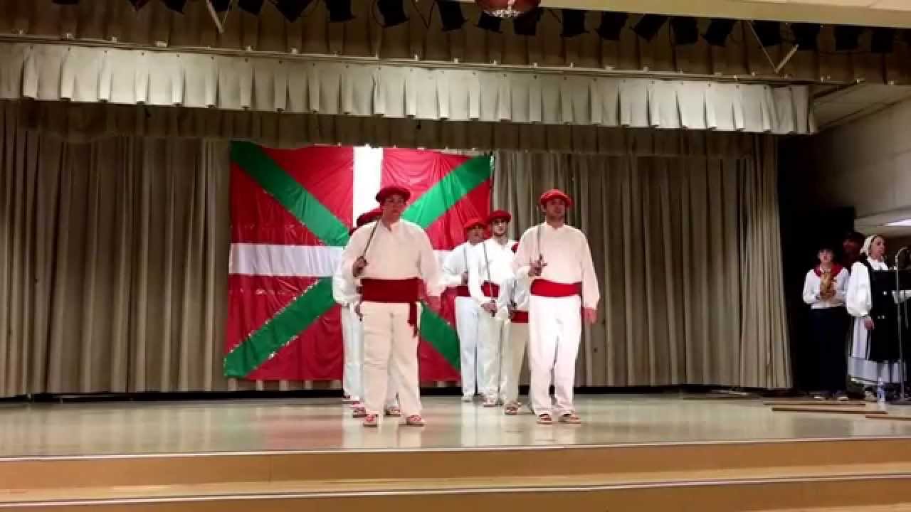 Utah Basque Dancer - Dinner Dance 2015 Dantzari Dantza Zorzinango eta Ezpata Jokoa
