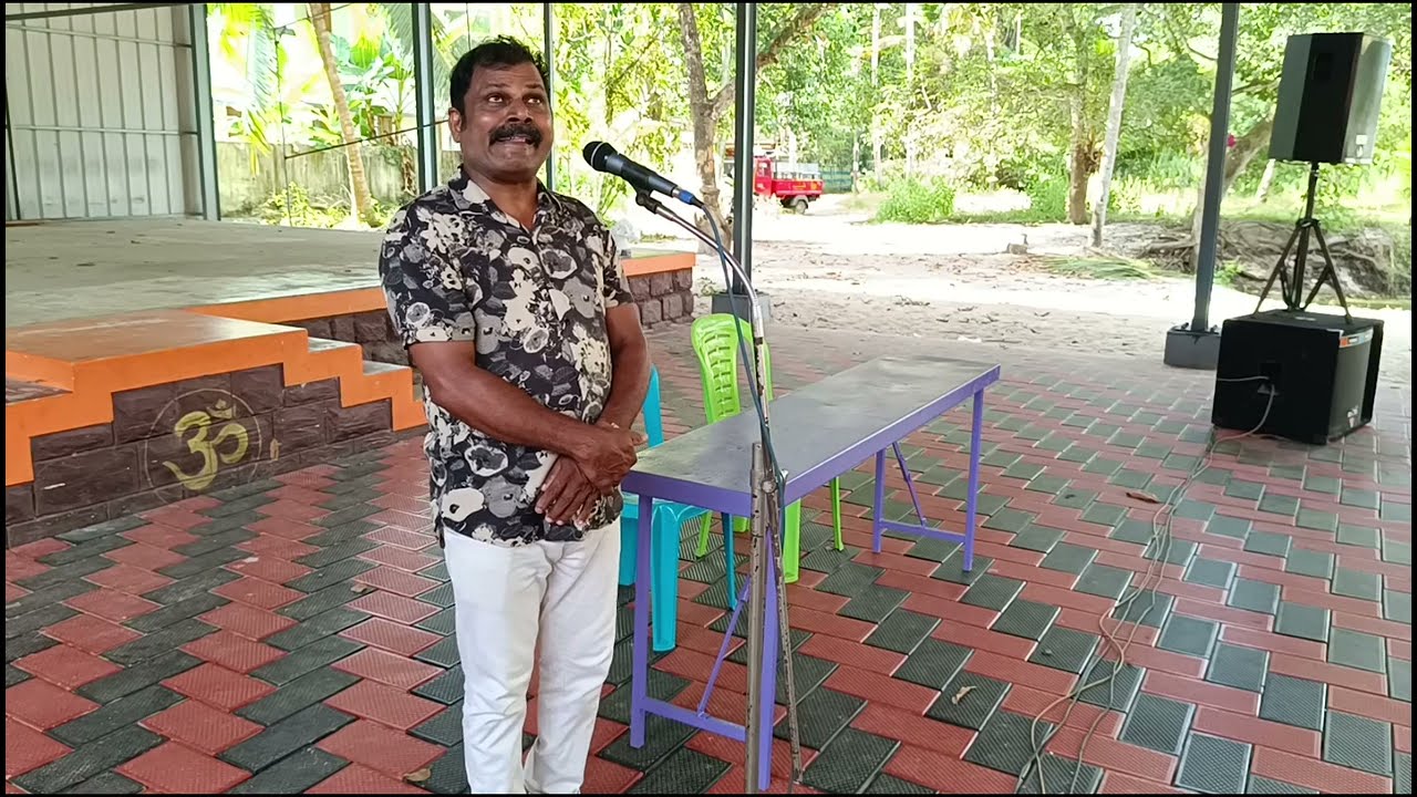 കാർത്യായനി അമ്മയായി കാണികളെ ചിരിപ്പിച്ച് ഹാസ്യ സാമ്രാട്ട് ശ്രീ അനിൽ വാരണം #comedian #comedy #comedys
