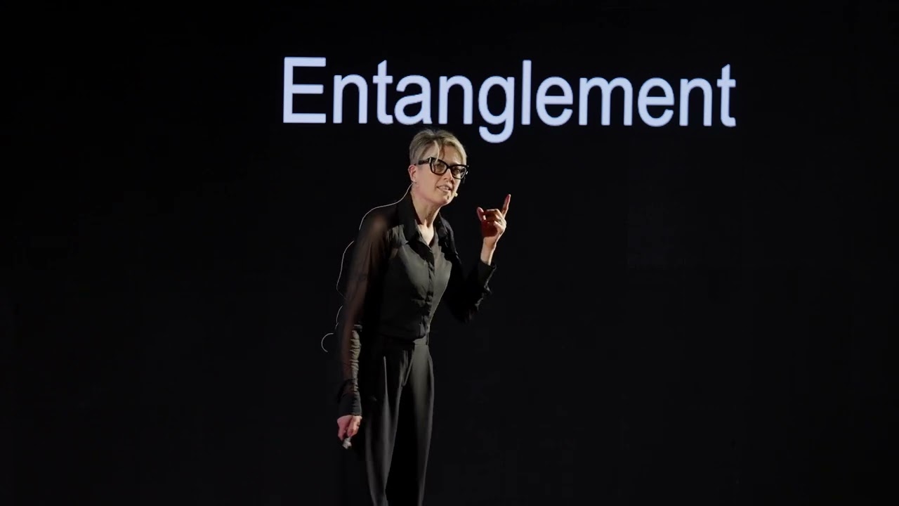 La complessa relazione tra realtà e lingua | Vera Gheno | TEDxPesaro