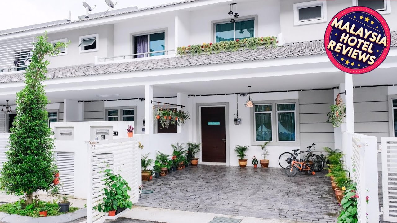 Comfy Sofy 21- Backyard garden (Night Market) | Cameron Highlands, Malaysia | Hotel Review 🌟