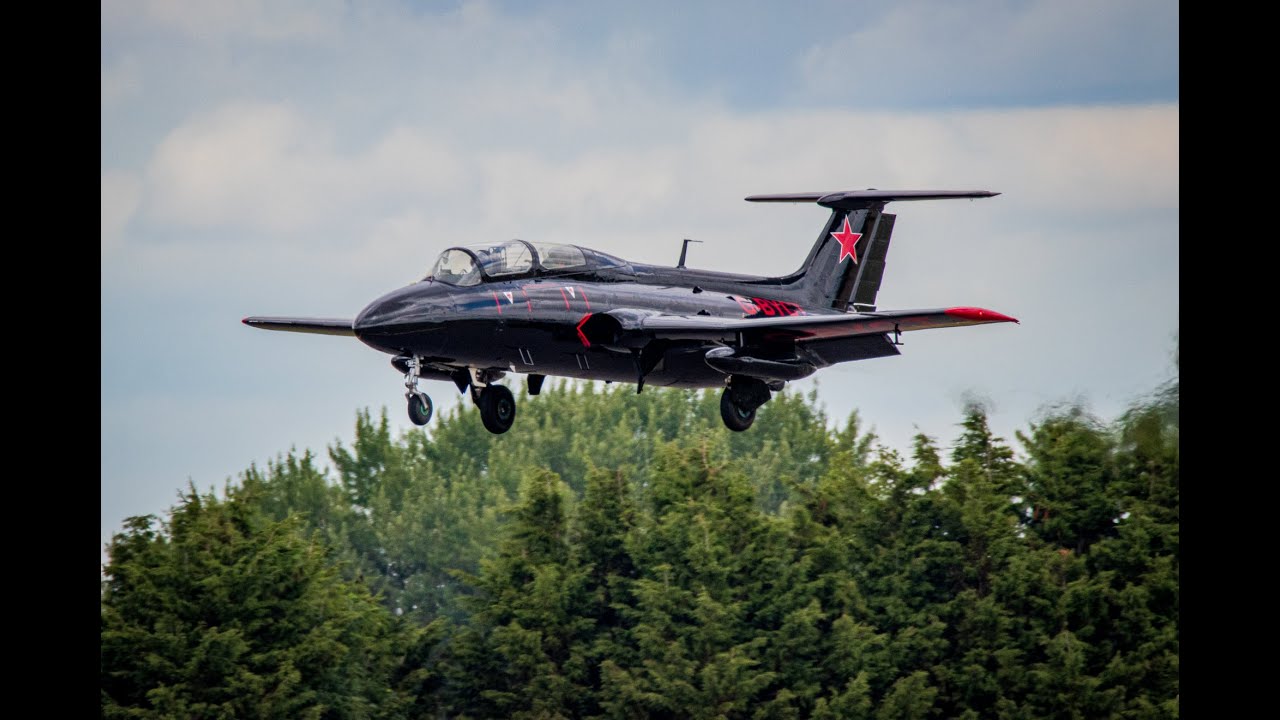 Aerobatic Flight in an L29 Delfin