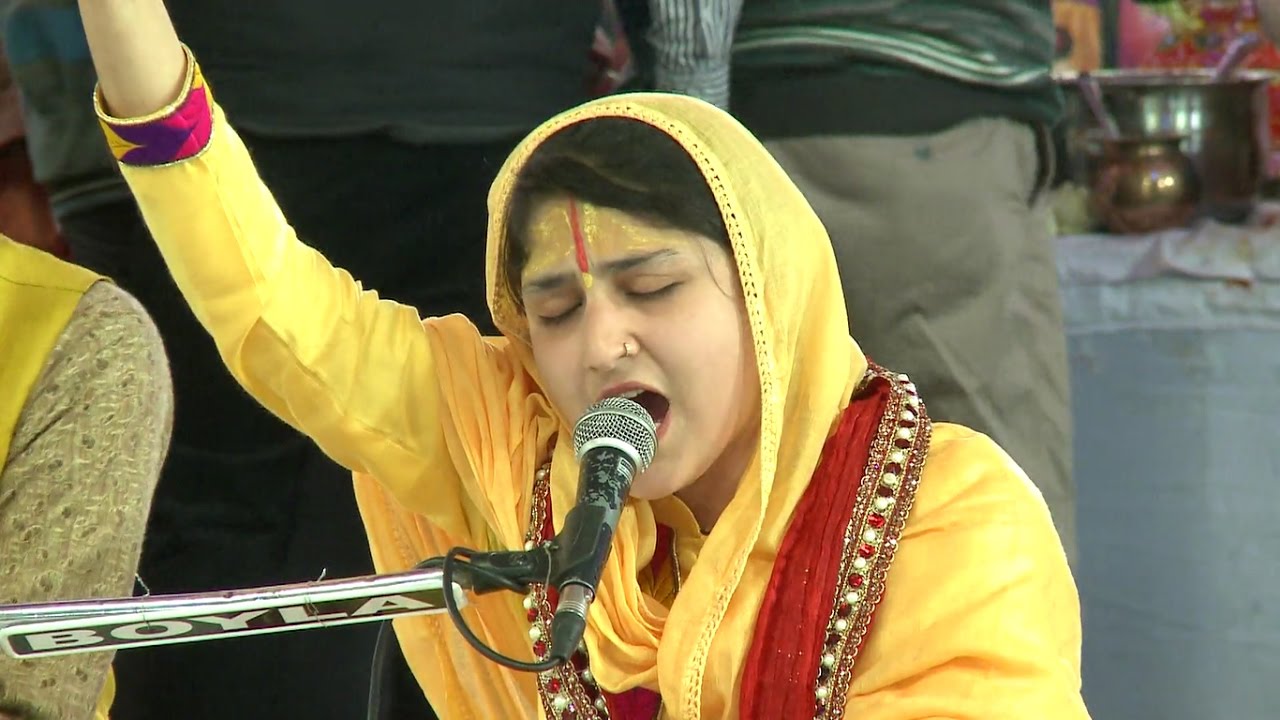 Madhvi Sharma ji bhajan || Shyam Piya Meri Rang De Chunariya || Khatu Shyam Kirtan || Bhajan Simran