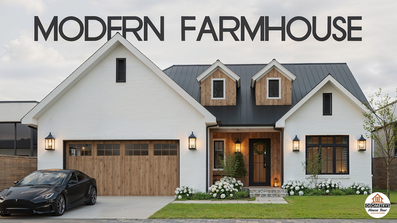 4-Bedroom Farmhouse Built Inside a 48×48 Plan