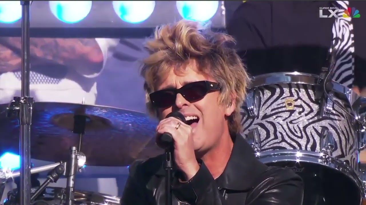 Green Day SuperBowl Live Performance!