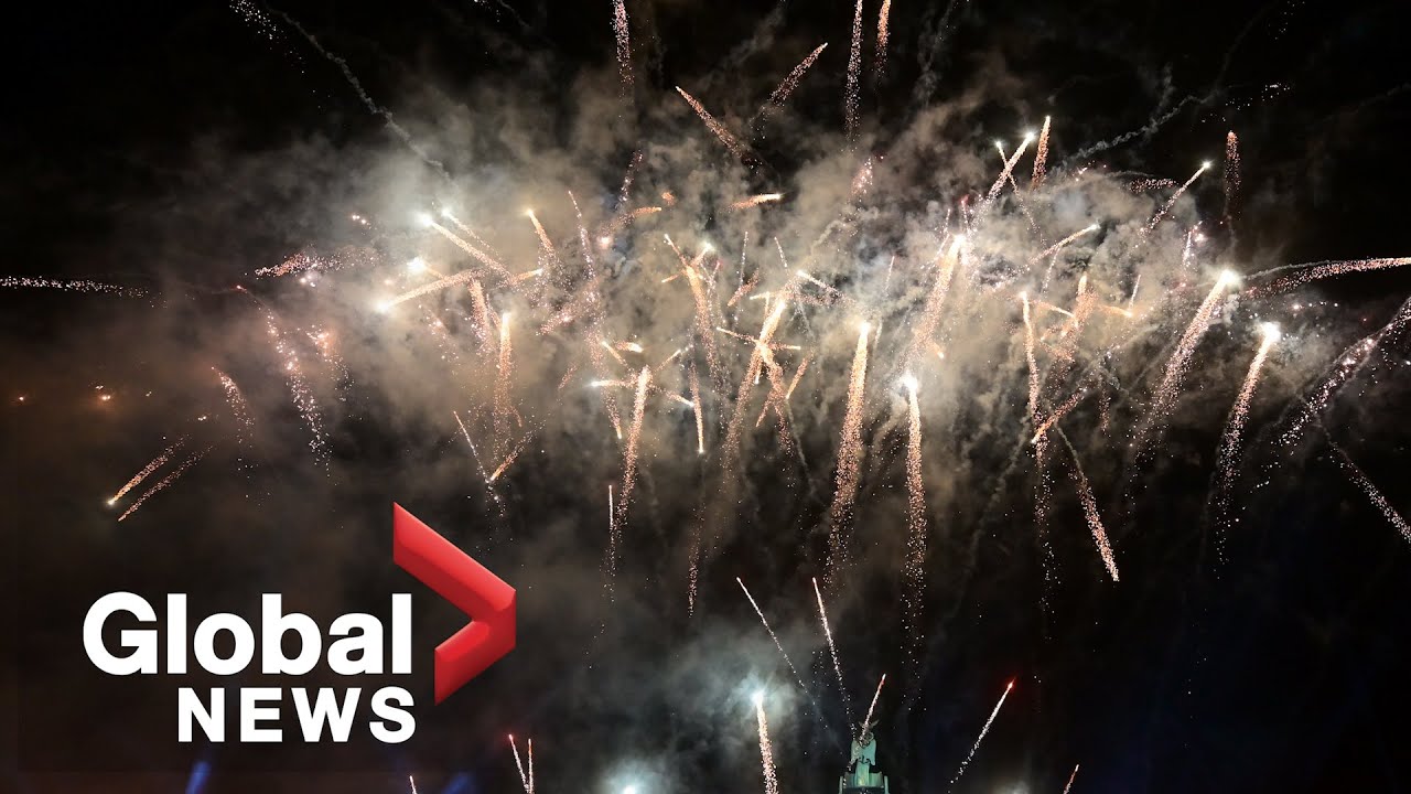 New Year’s 2021: Berlin sky lit up with fireworks despite lockdown