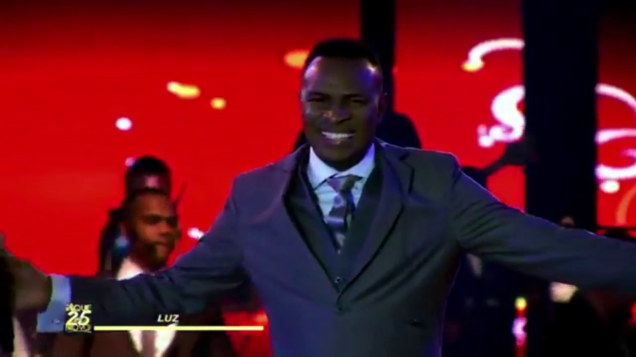Pique Novo - Medley 25 anos [DVD Pique Novo 25 Anos Ao vivo]