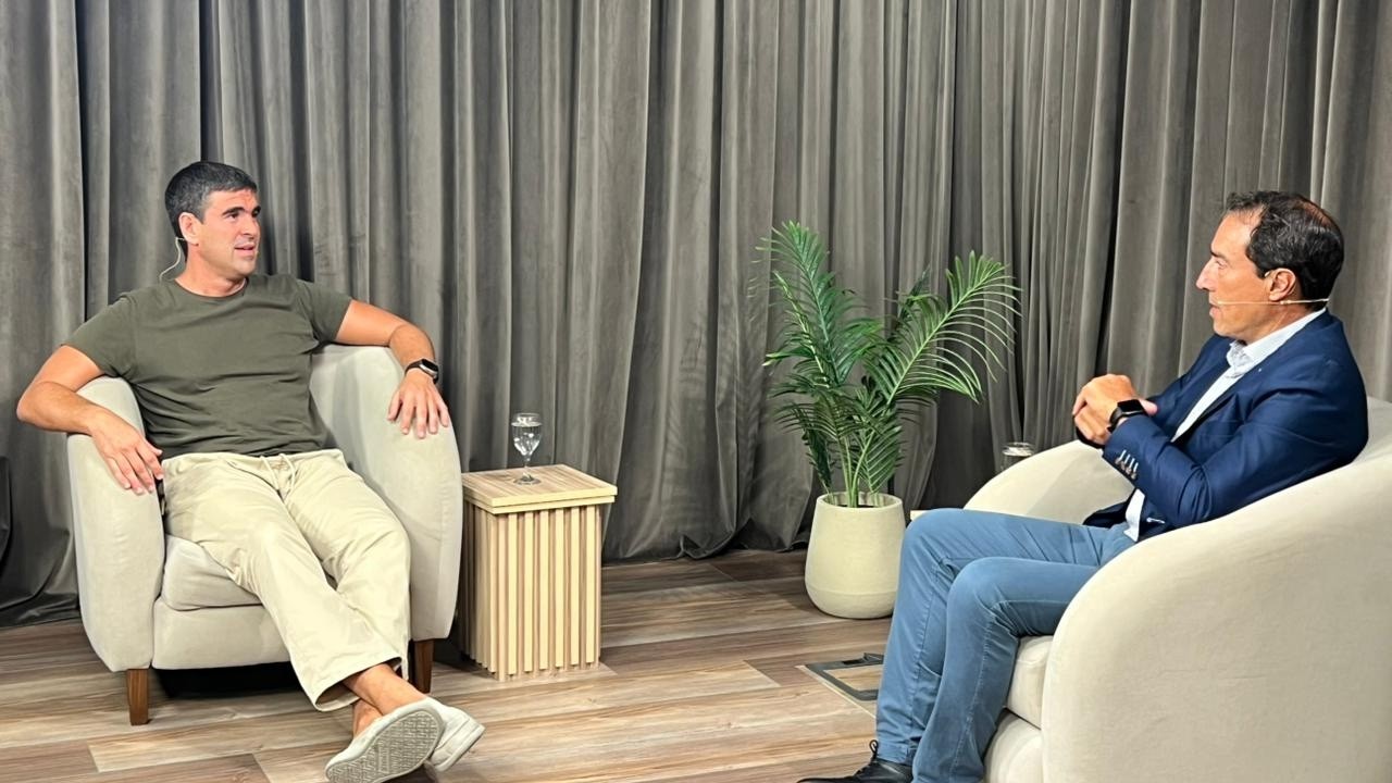 LADO P - JUAN PABLO MARTÍN OYARZABAL - Reforma laboral, salarios y tensión sindical en la Provincia