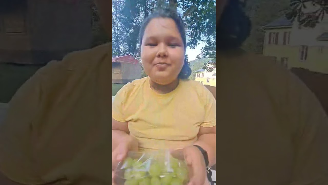 Ochutnávka hroznoveho vína z prichuťou cukrovej vaty