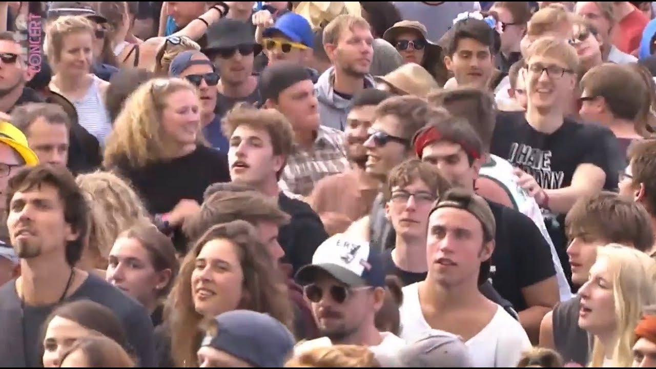 Black Rebel Motorcycle Club - Spread Your Love (Live)