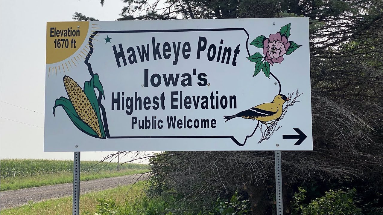 Highest Cornfield in Iowa: Hawkeye Point