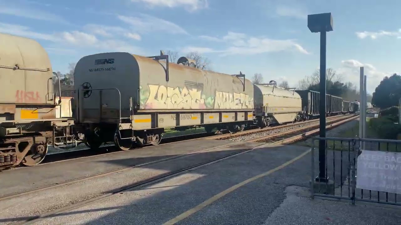 2/19/26 CSX 872 leads M492-19 past Kingstree SC!